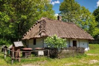 Chałupa ze Starej Słupii z zewnątrz 2